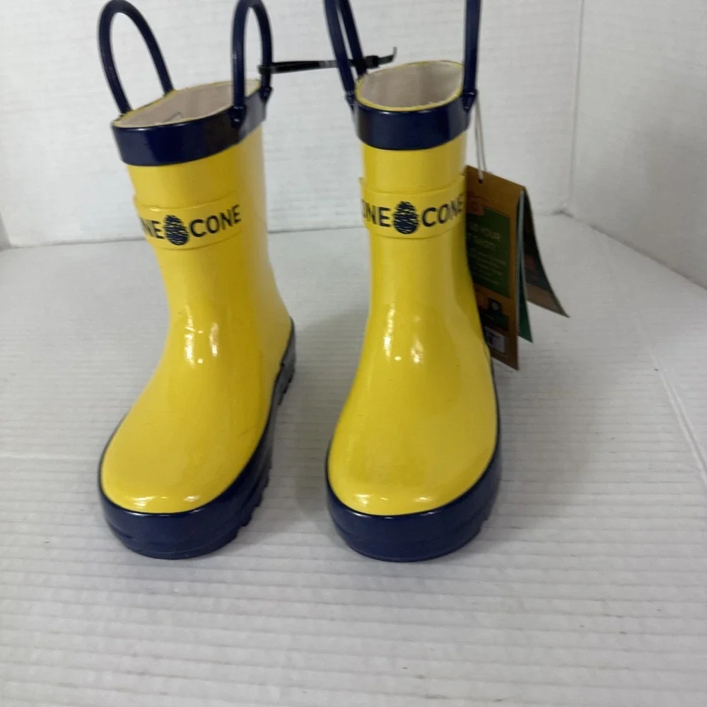 LoneCone Unisex Toddler Kids 6T Rainboots Sunshine Classic Yellow NWOB